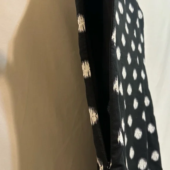 Charlie Paige Black and White Sleeveless Sheath Mini Dress - Picture 5 of 11